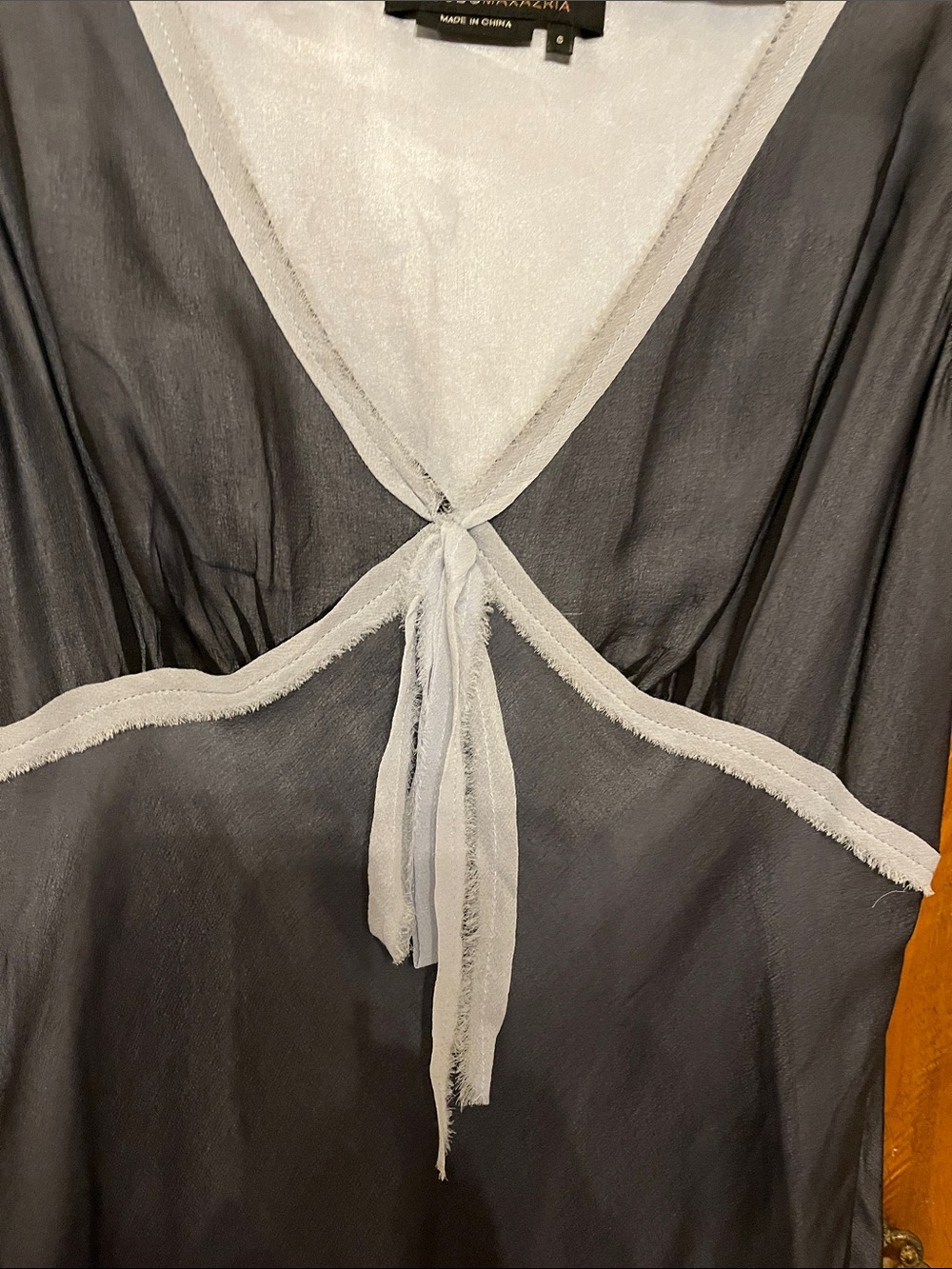 BCBGMaxAzria 100% Silk Black Sheer V-Neck Midi Dress with Blue-Gray Trim Size 6 - Picture 7 of 10